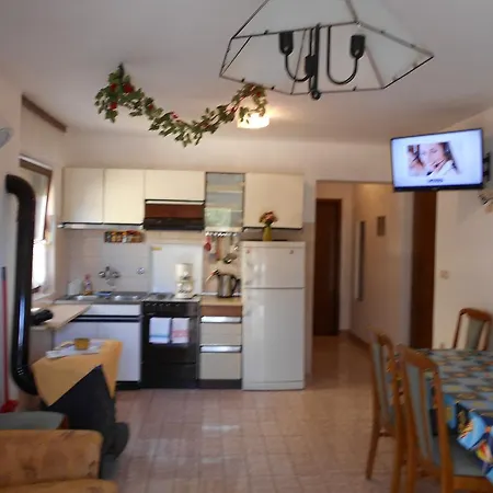 Apartment U Kapetana Punat