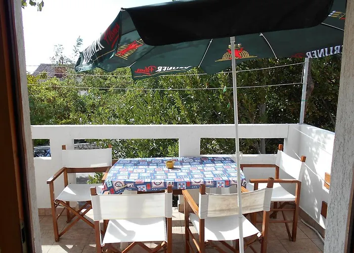 U Kapetana Apartment Punat