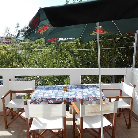 U Kapetana Apartment Punat